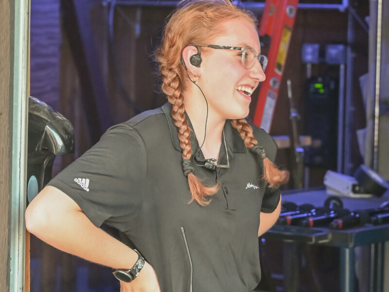 Backstage Crew Employees (15)